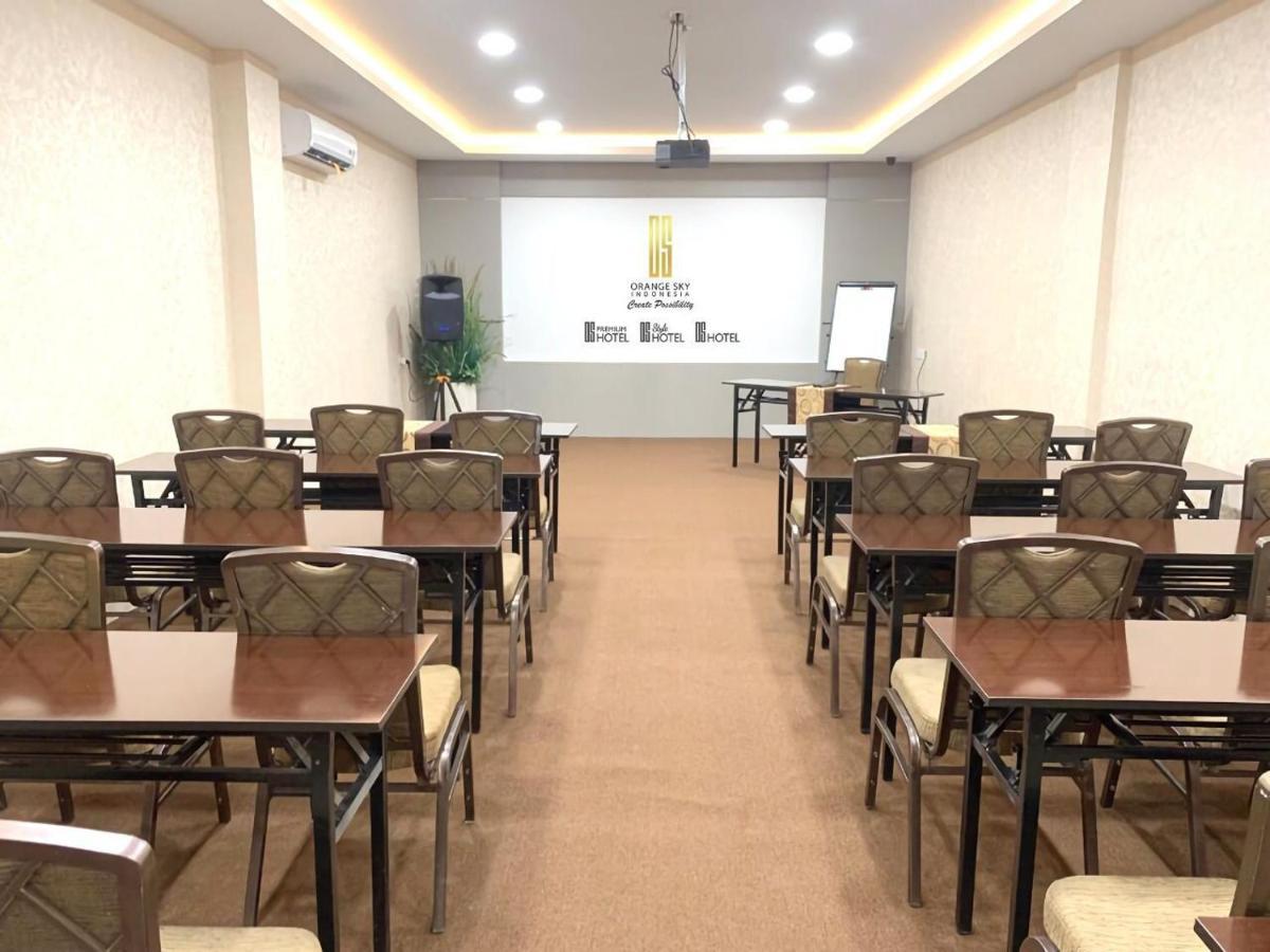 Sky View Hotel Managed By Os Batam Exterior foto