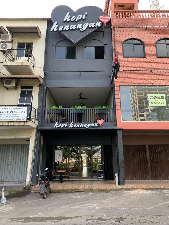 Sky View Hotel Managed By Os Batam Exterior foto