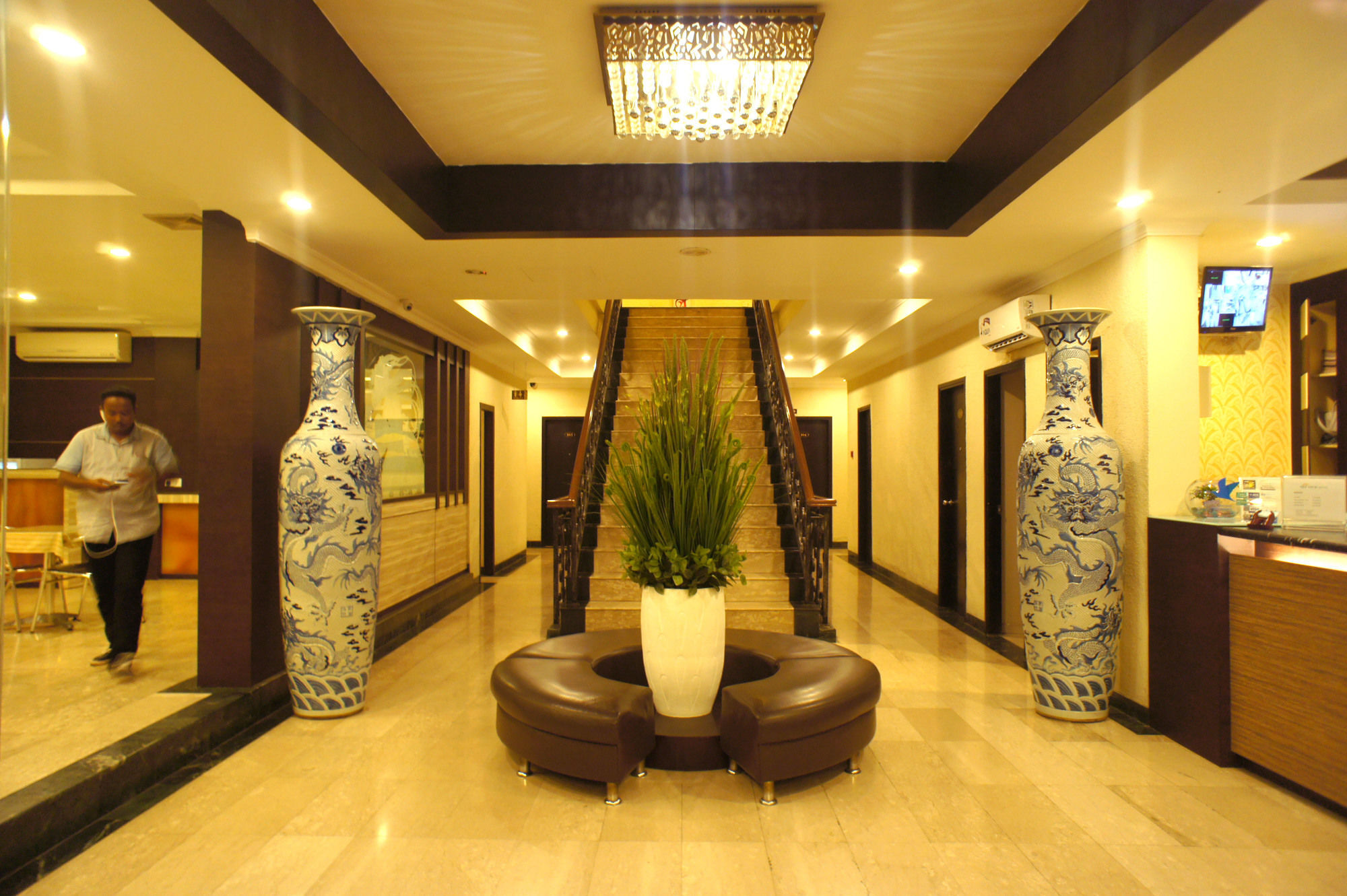 Sky View Hotel Managed By Os Batam Exterior foto